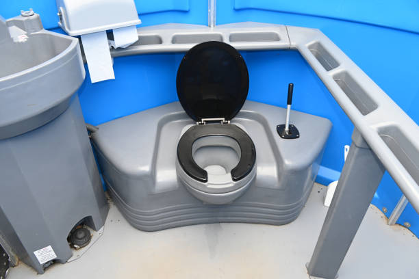 Best Construction site porta potty rental  in Carlinvle, IL